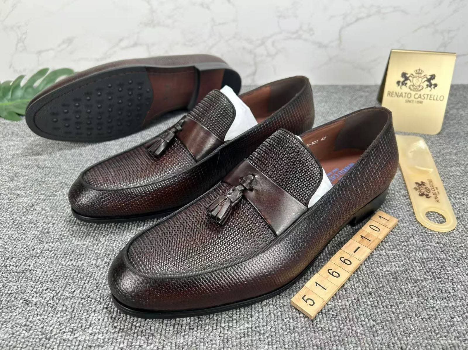 wunna-others-gents-shoes-class-u-6a5328b6ec3ba2.81723683.jpg