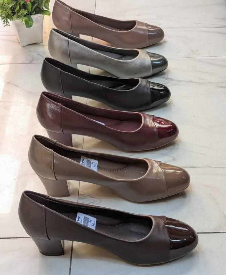 wunna-others-ladies-shoes-1-699c990cf30023.69228849.jpg
